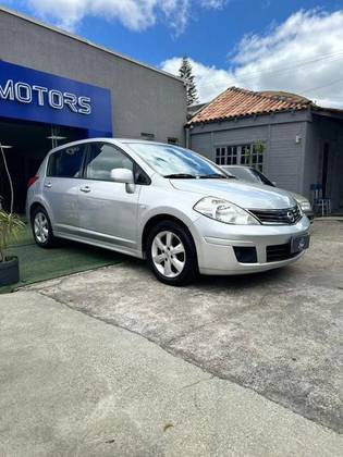 NISSAN TIIDA 1.8 S 16V FLEX 4P MANUAL